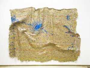 El Anatsui | Ink spill | 2009 | Aluminum(bottlecaps) and copper wire | 94 x 119.6 Inches